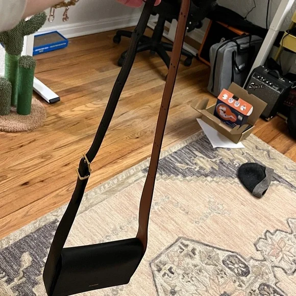 Jil Sander All Day Flap Bag Black Calfskin gold hardware. Rare. - Picture 5 of 14